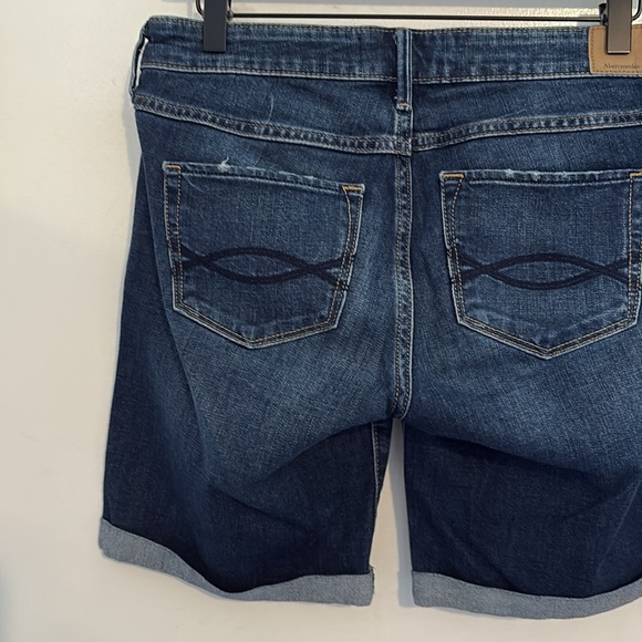 Abercrombie & Fitch Boy Short Denim Shorts 4 / 27 - Picture 6 of 8